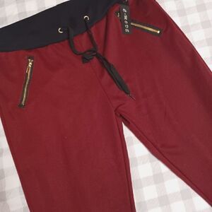 C-Mode Sporty Joggers. Fits more like a lg